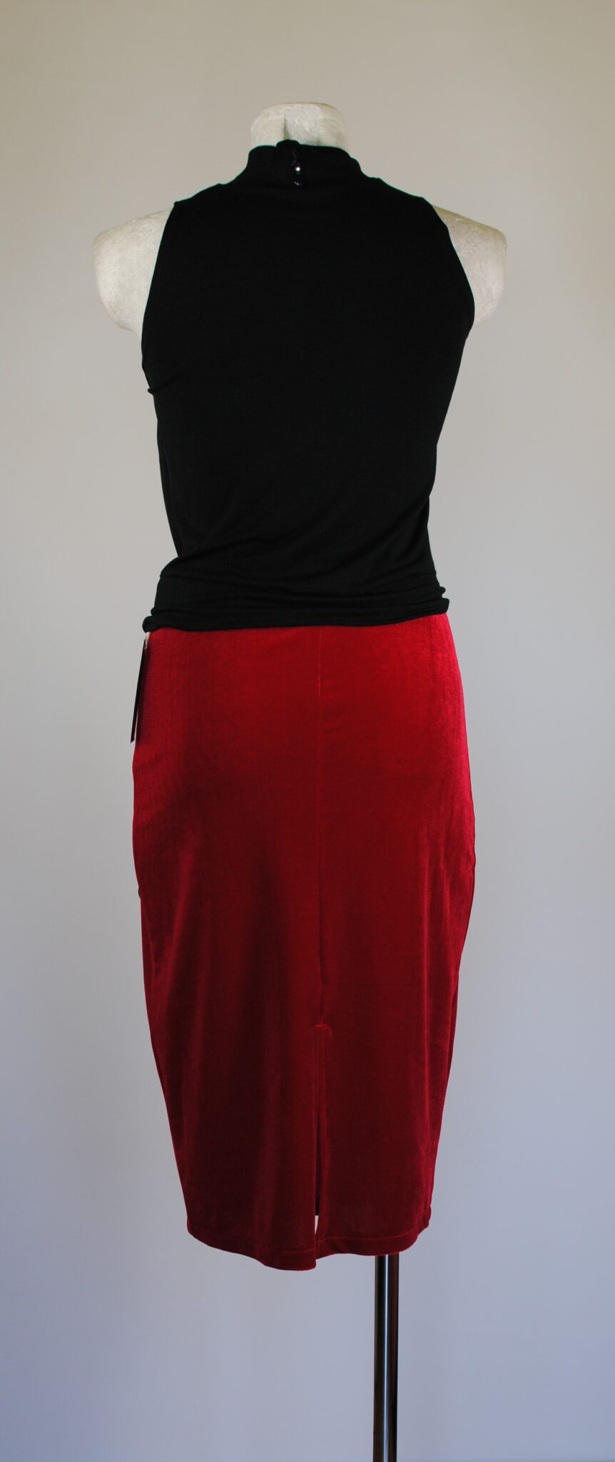 Maja 2 4 V Neck Top Reseda